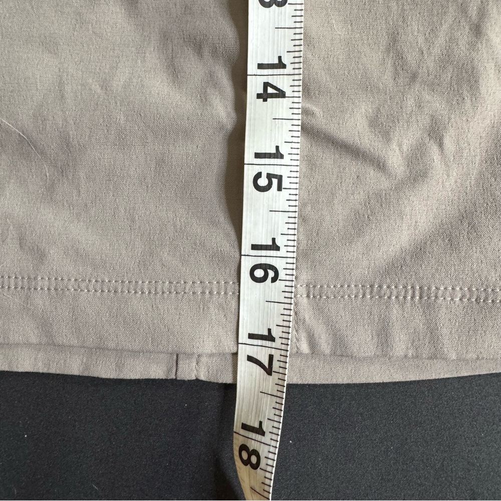 Mountain Hardwear Women's Tan Athletic Mini Skirt/S - Picture 8 of 8